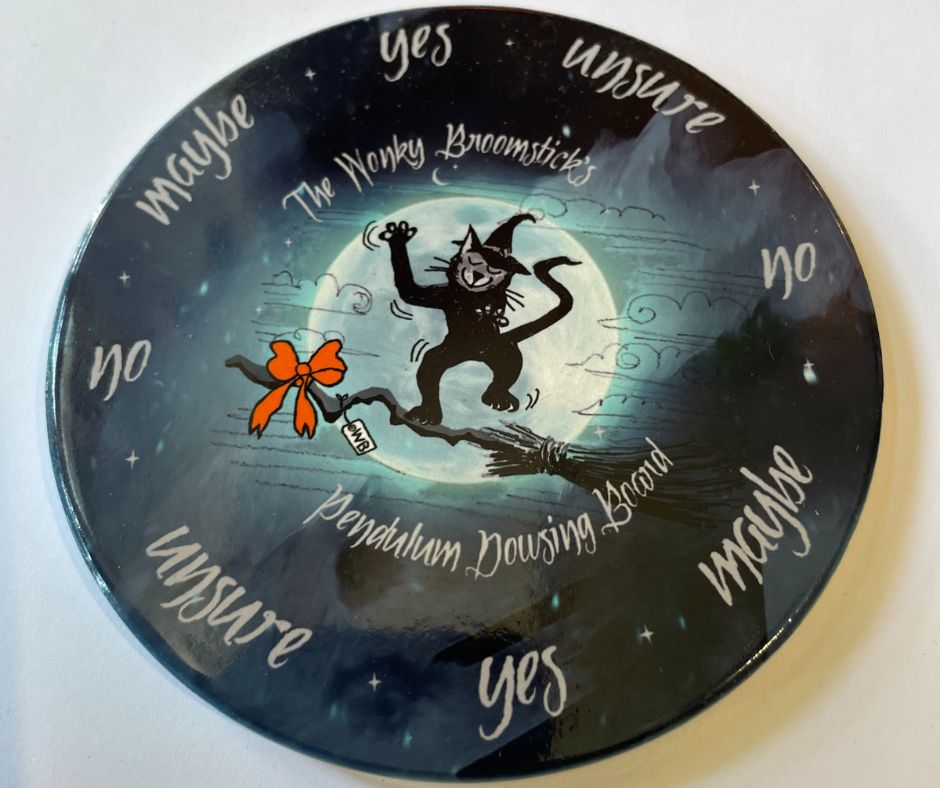 Wonky Broomstick Pendulum Board - Green